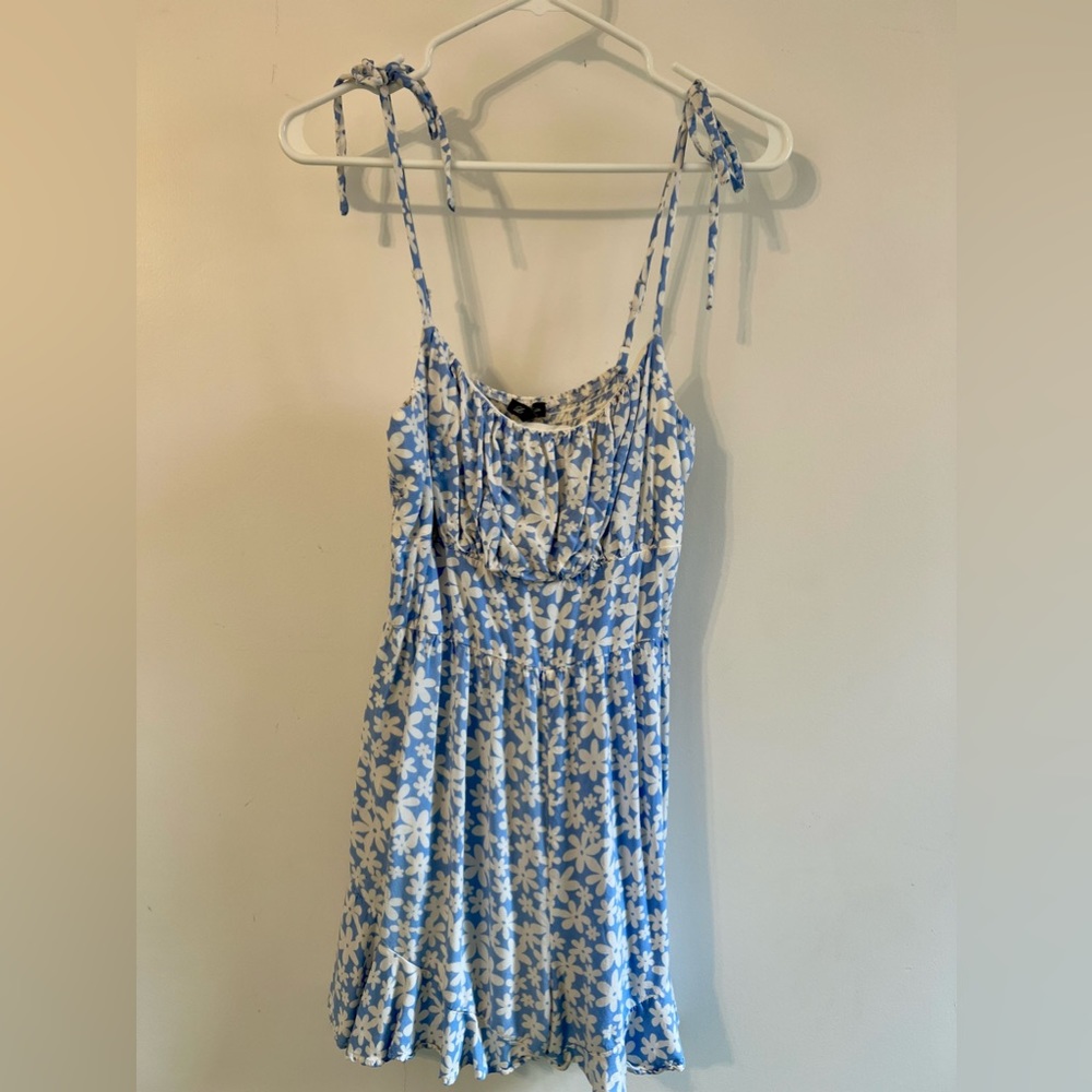 ⭐️BNWOT ⭐️LILY ROSE ROMPER ⭐️WOMEN SIZE L